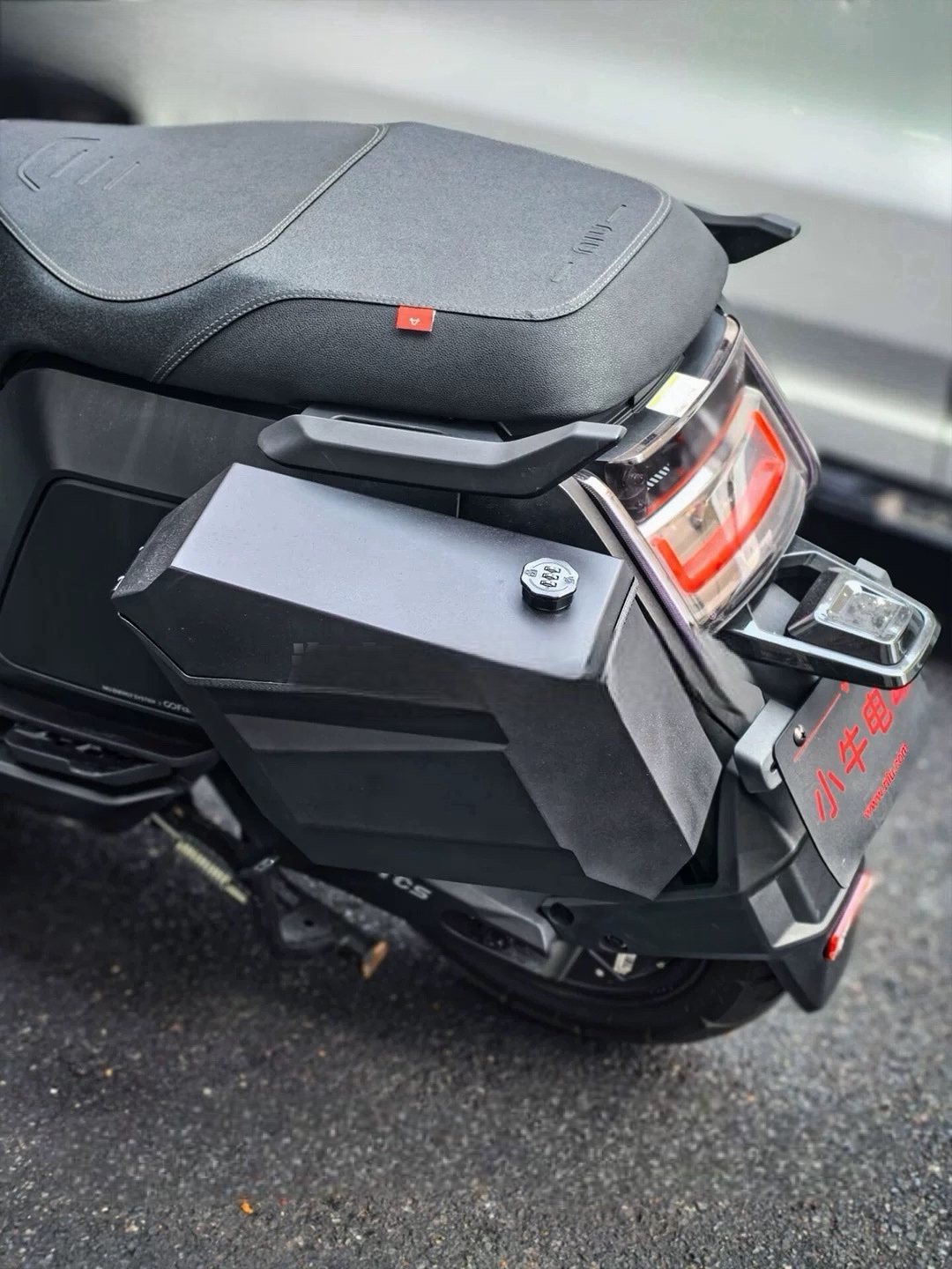NIU FQIX / NQIX Side-Hanging Stainless Steel Saddle Storage Bags